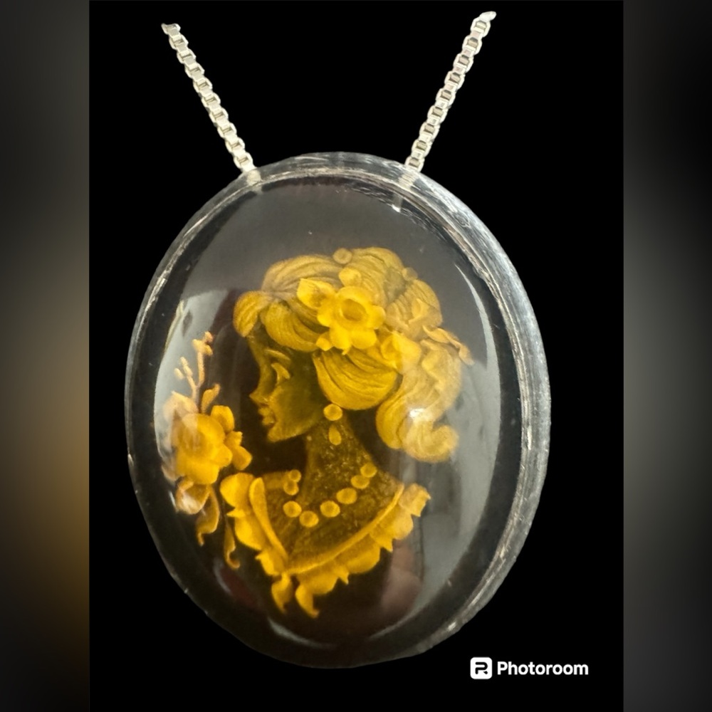 Vintage carved Balkan Amber pendant sterling